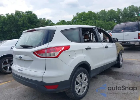 2013 Ford Escape S from USA, damaged, VIN 1FMCU0F75DUD18955